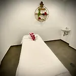 Royal Orchid Hotel 4*