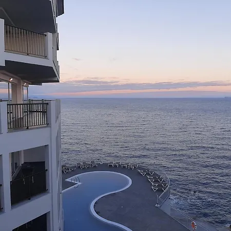 Royal Orchid 4*