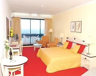 Royal Orchid فندق 4*