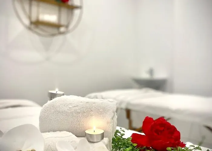 Royal Orchid Hotel 4*