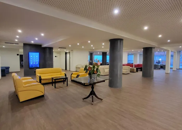 Royal Orchid Hotel 4*