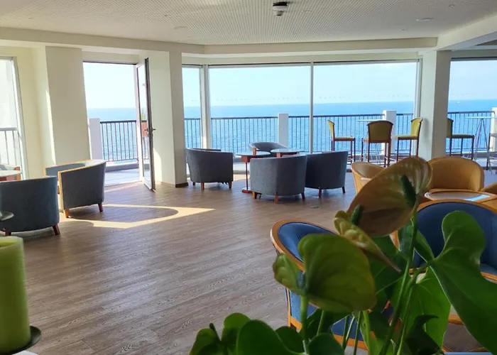 Hotel Royal Orchid 4*