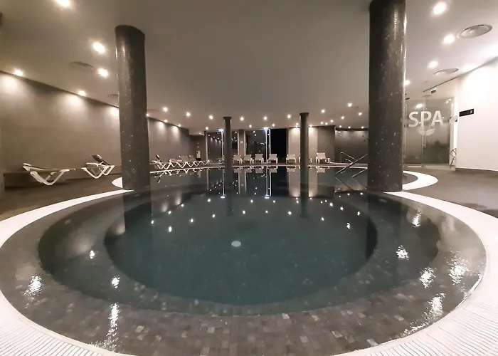 Royal Orchid 4* Caniço