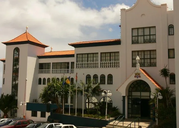 Royal Orchid Caniço