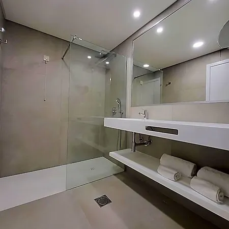 Hotel Royal Orchid 4*