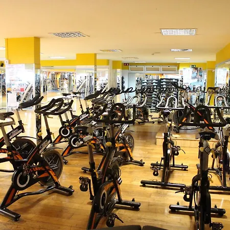 ロイヤル オーキッド ホテル カニコ