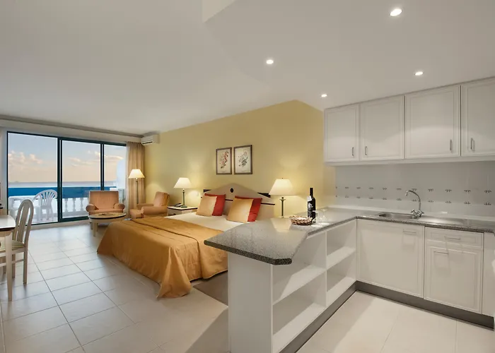 Royal Orchid Hotel Caniço