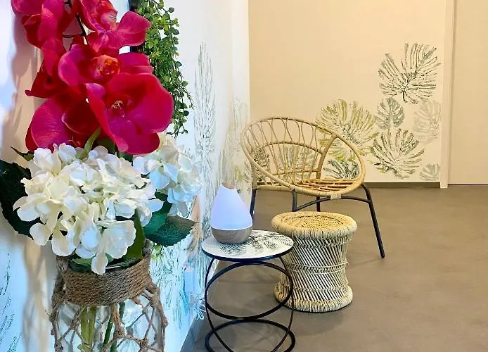 Hotel Royal Orchid 4*