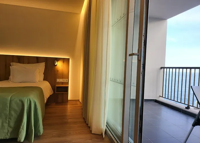 Hotel Royal Orchid 4*